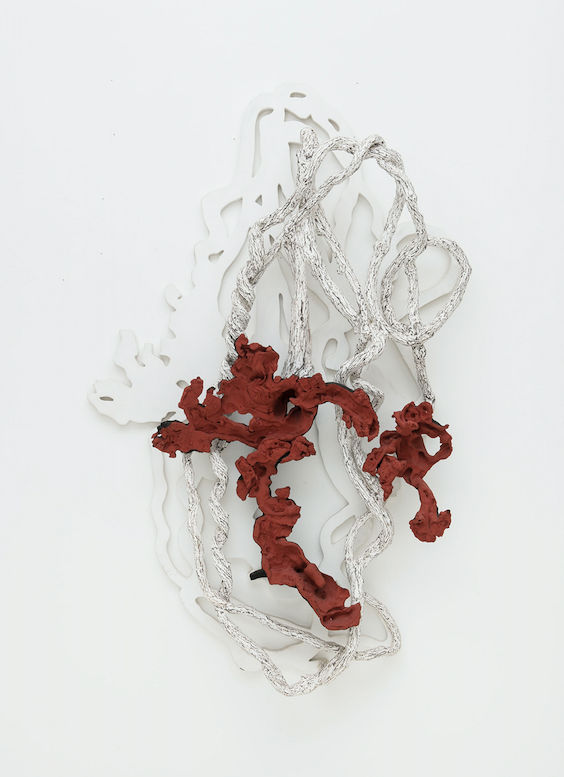 Frans Krajcberg, Relevo vermelho, sem data [undated]