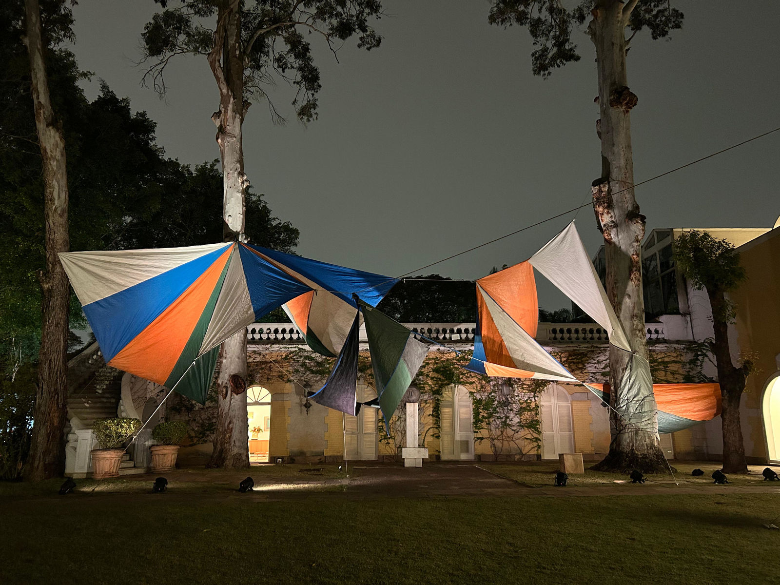 Allan Weber, Sem título [Untitled], da série [from the series] Passinho, 2025