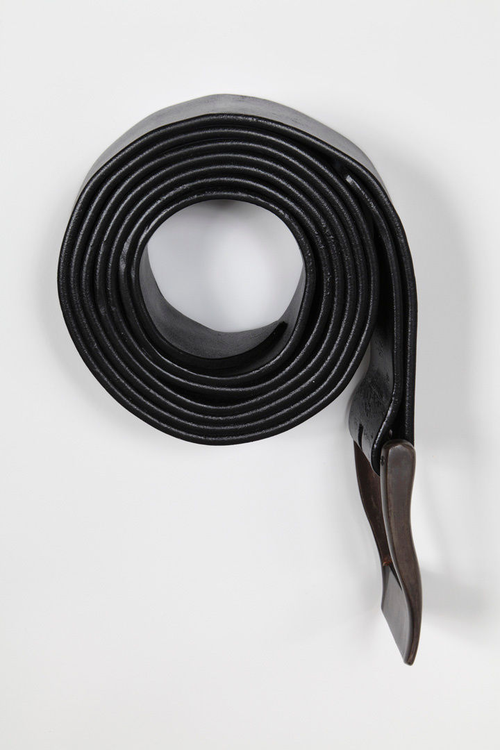 Jim Lambie, Belt Buckle (Heard It Through the Grape Vine), 2011