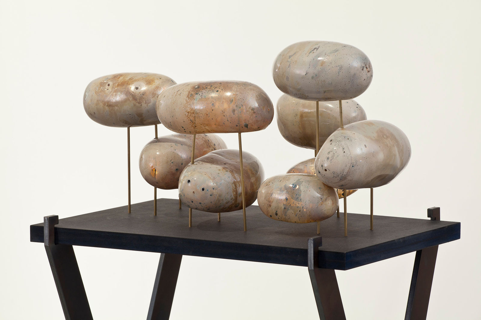 Francis Upritchard, Kartoffel Gedicht, 2010