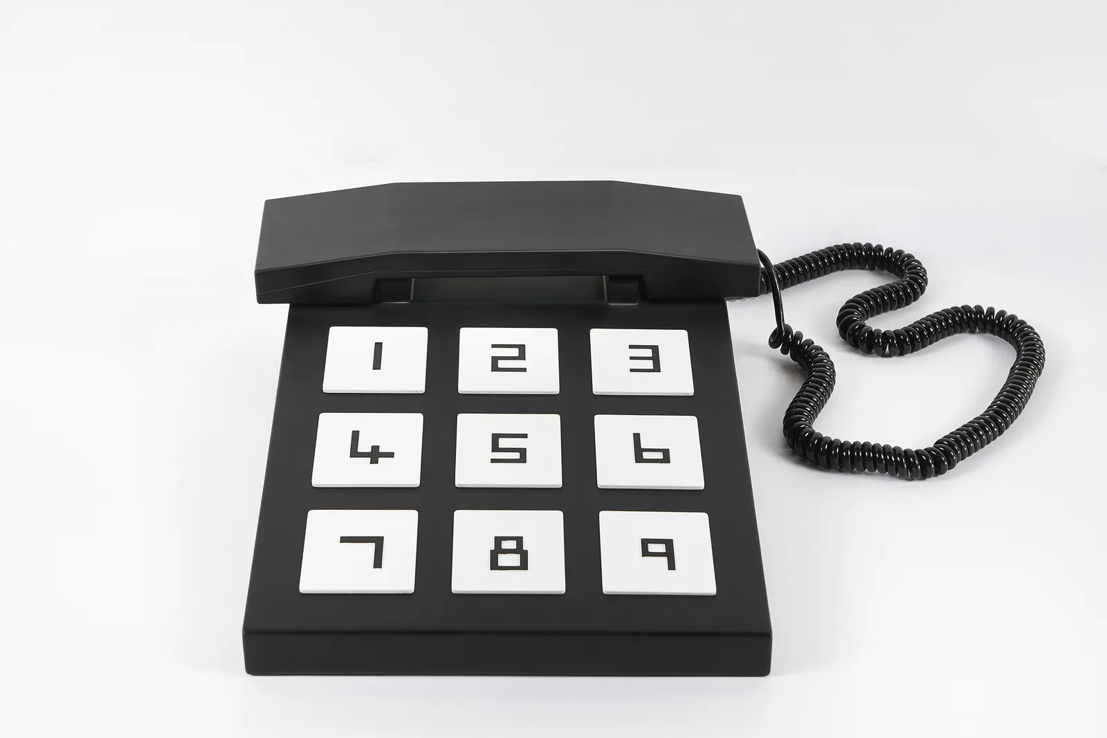 David Shrigley, Telephone, 2015