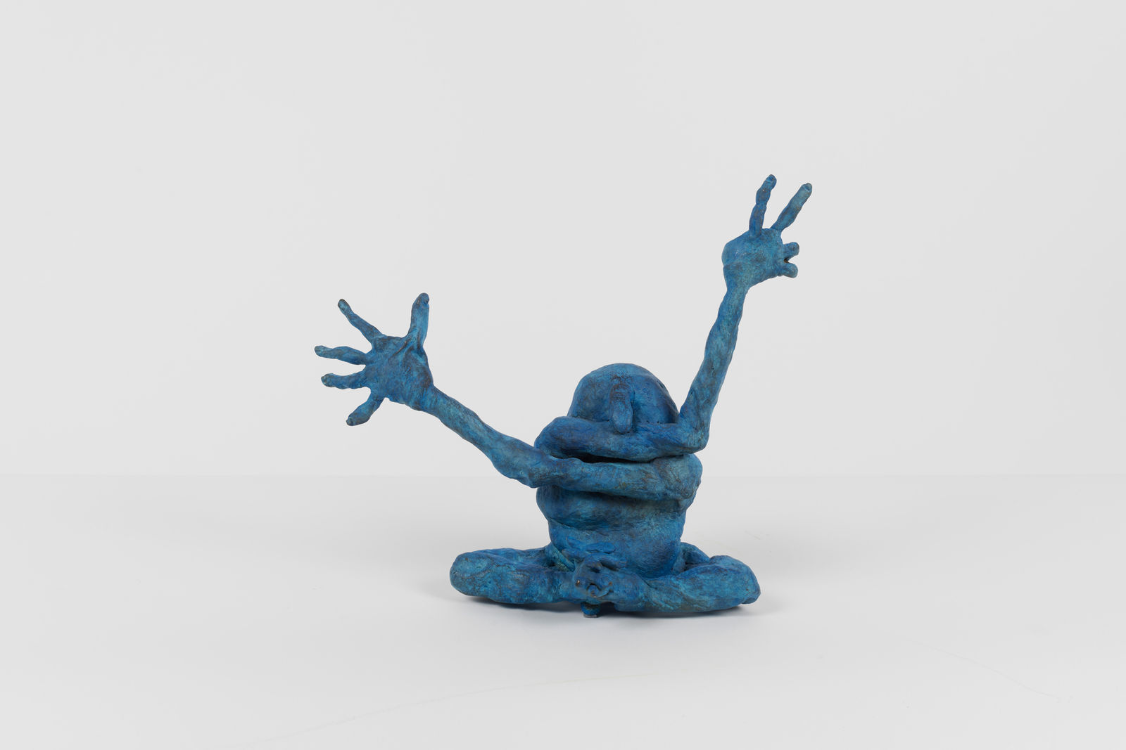 Francis Upritchard, Foo, 2023