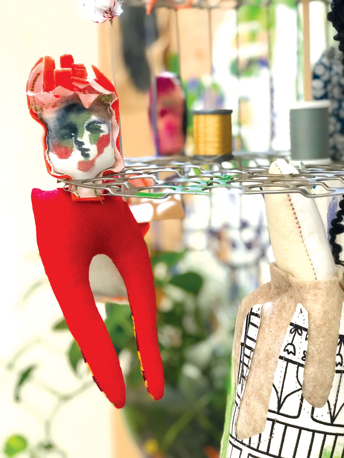 LEE Jihyun, Red Tights, 2018