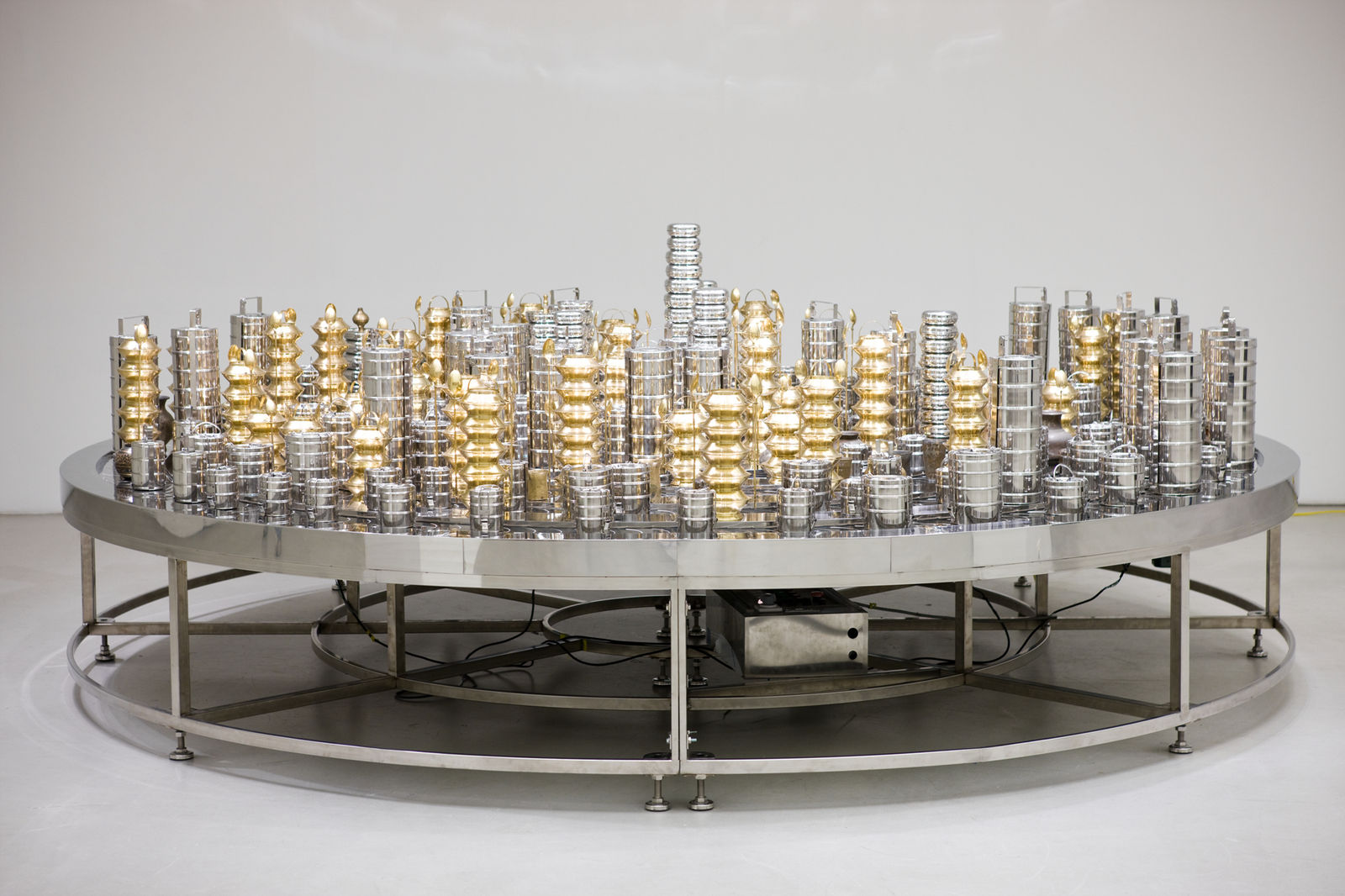 Subodh GUPTA, Start.Stop. , 2008