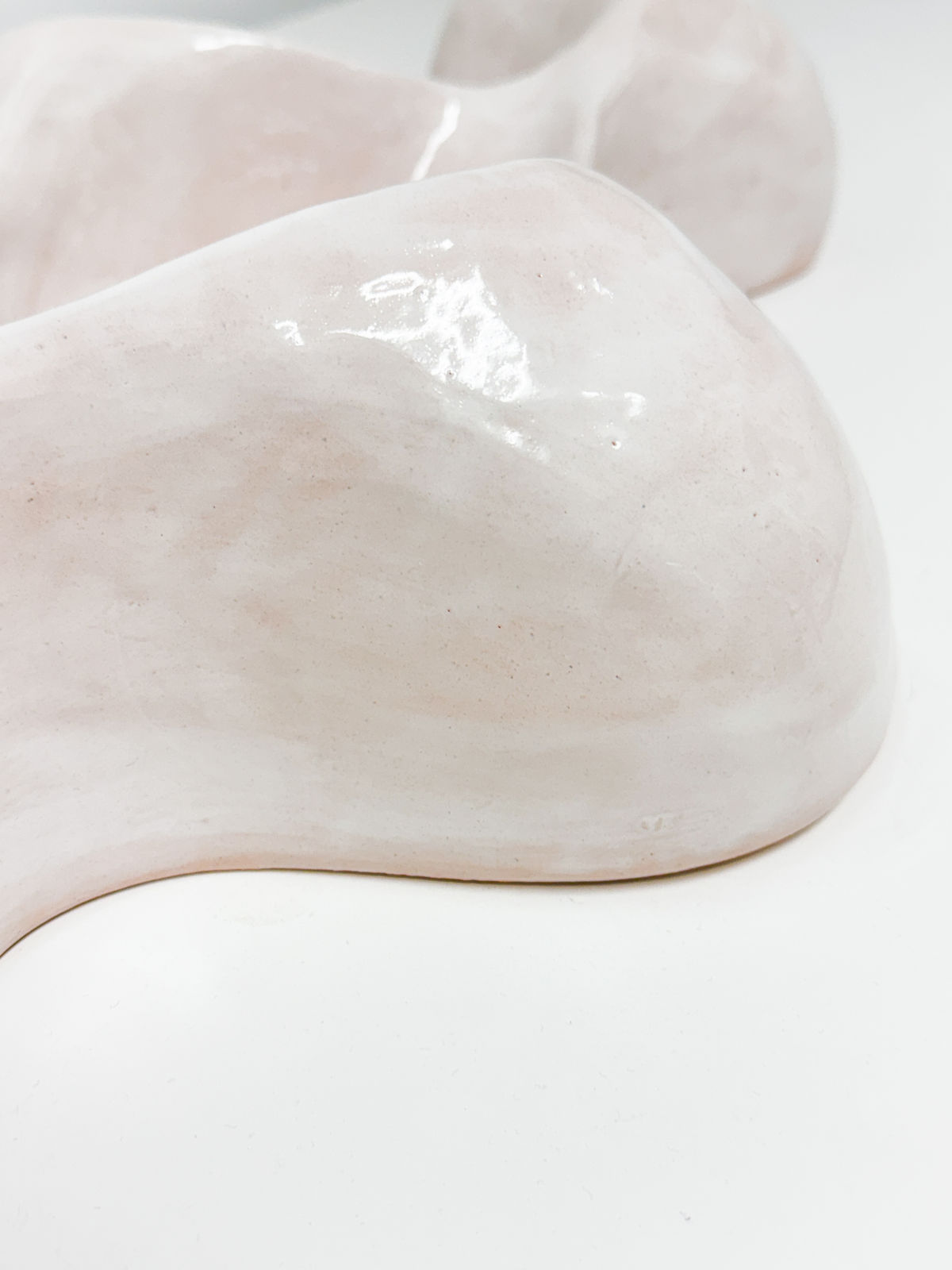 Re Jin Lee, Pearl, 2023