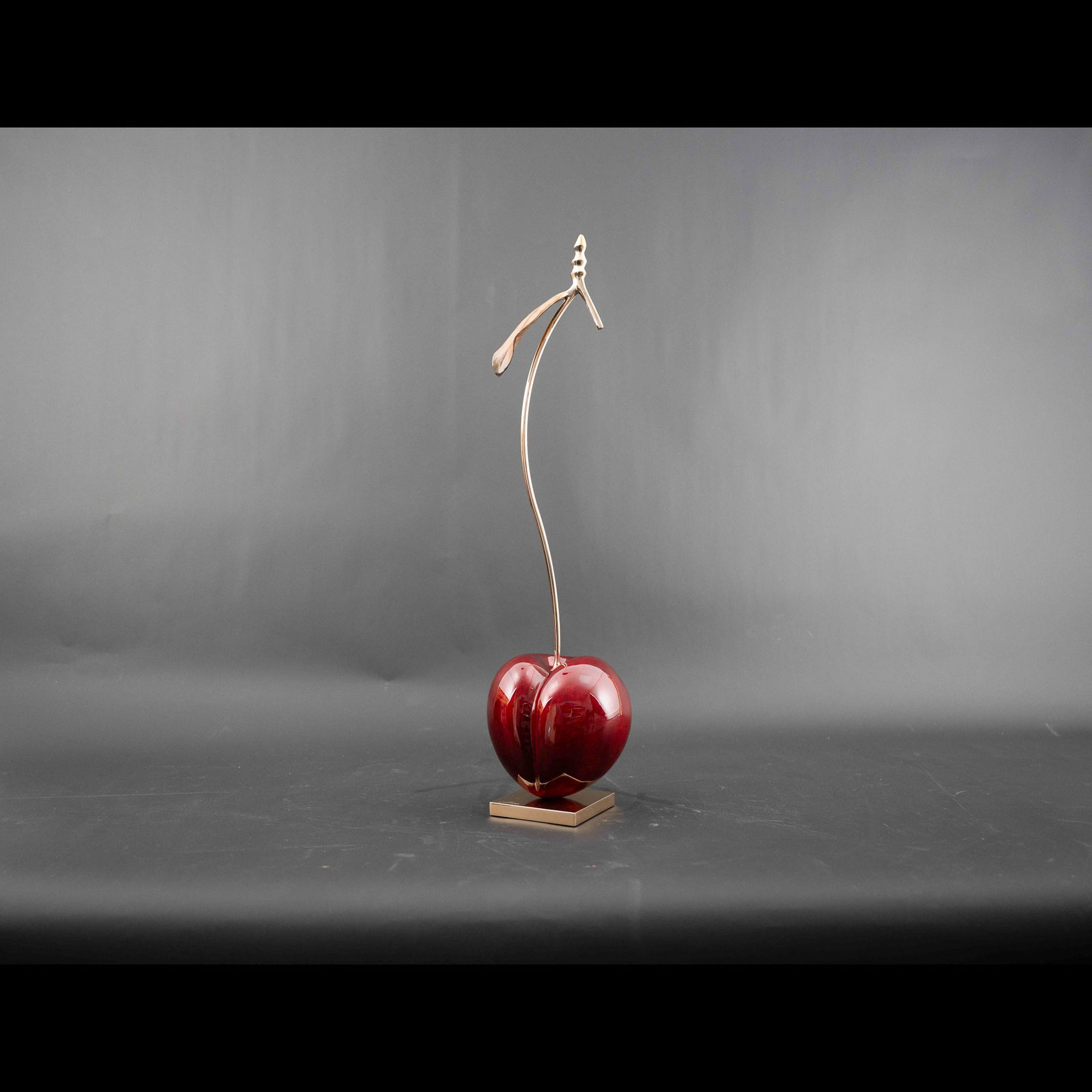 LOTHAR, TENDER SINGLE ELEGANCE