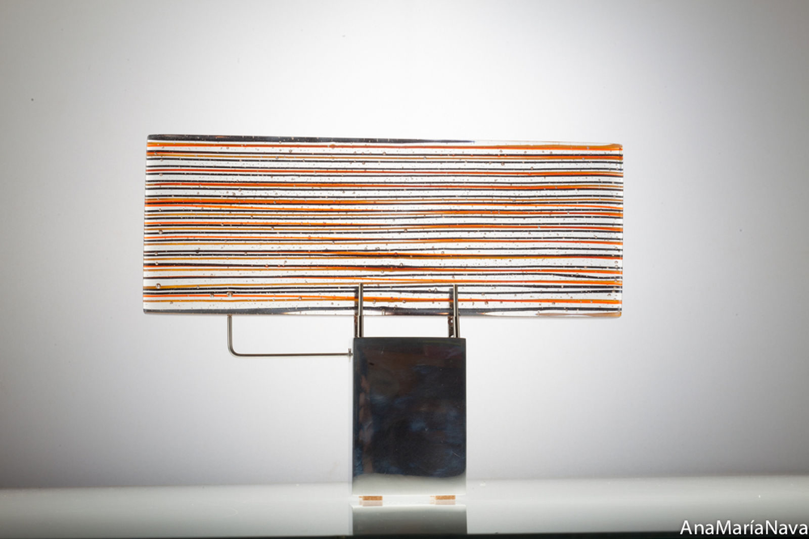 ANA MARÍA NAVA, LINEAL AMARILLA/NARANJA