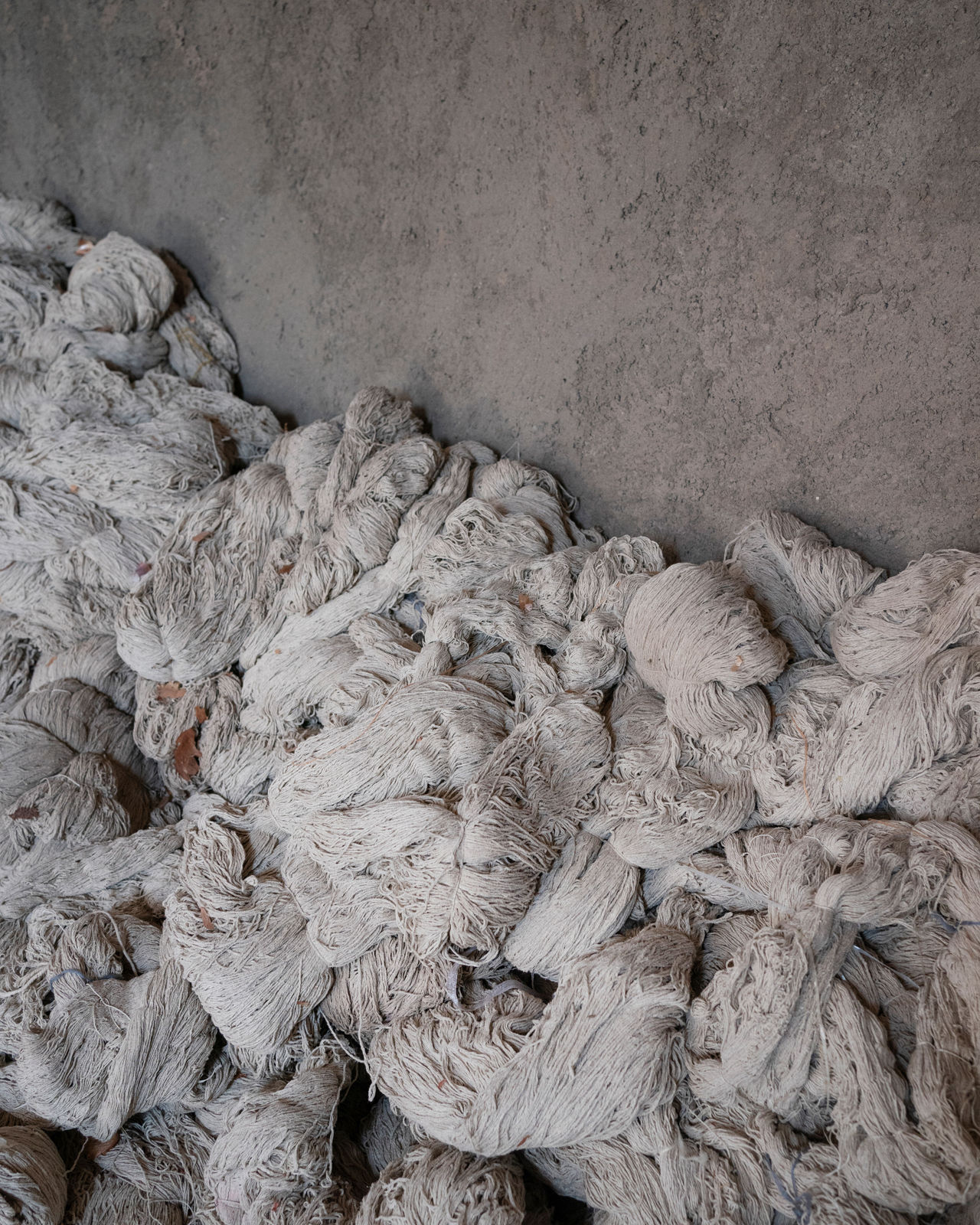 Johanna-Maria Fritz, Yarn to string the looms in Mr Karimi's camp, 2021