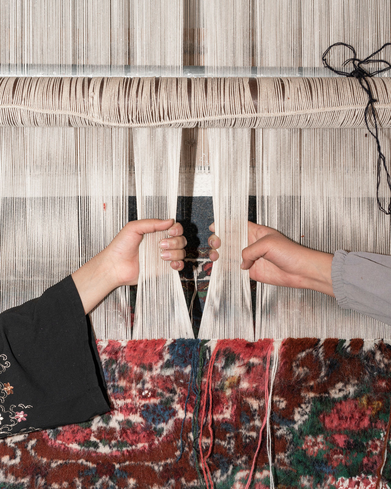 Johanna-Maria Fritz, Sumaya and Atifa showing a hidden thread, 2021