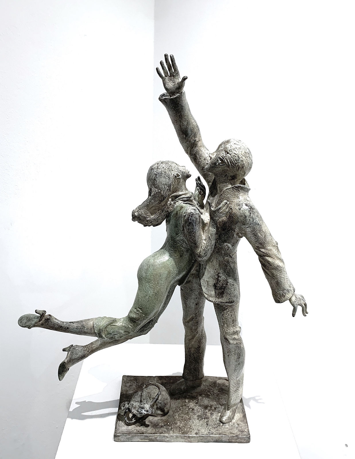 nouvelle 1, rené julien, sculpture, bronze, art thema, heyi gallery
