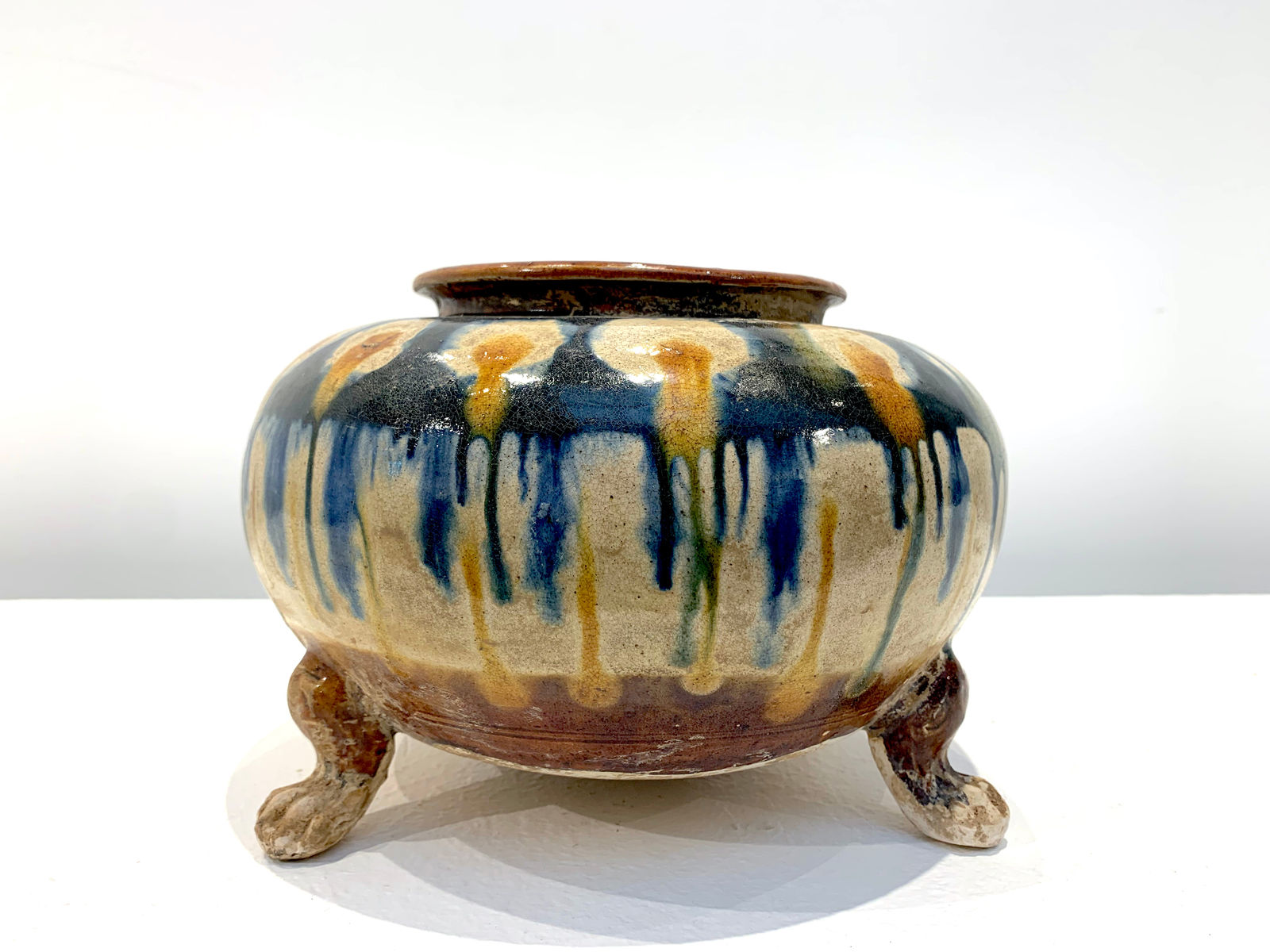 Tang Sancai Painted Pottery Bowl Chinees antiek aardewerk pot art yi Brusselse kunstgalerij