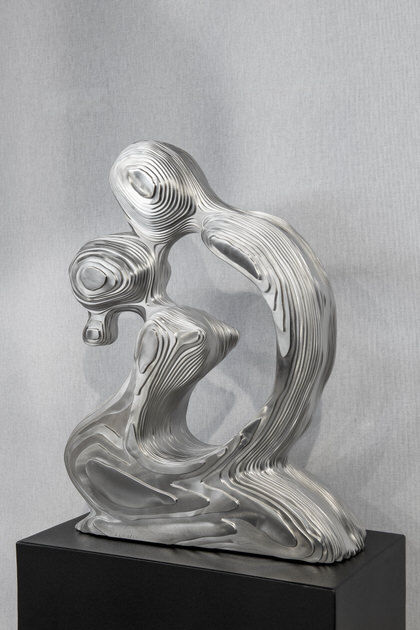 Kazumba couple sculpture love man and woman kiss and dance together contemporary sculpture figurative sculpture of Jean Paul Kala