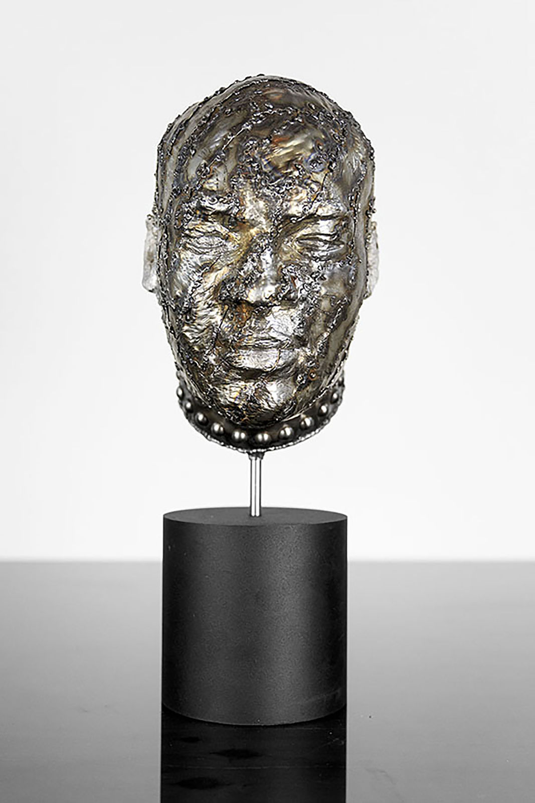 Anton Smit, Nubian Head Plated, 2022