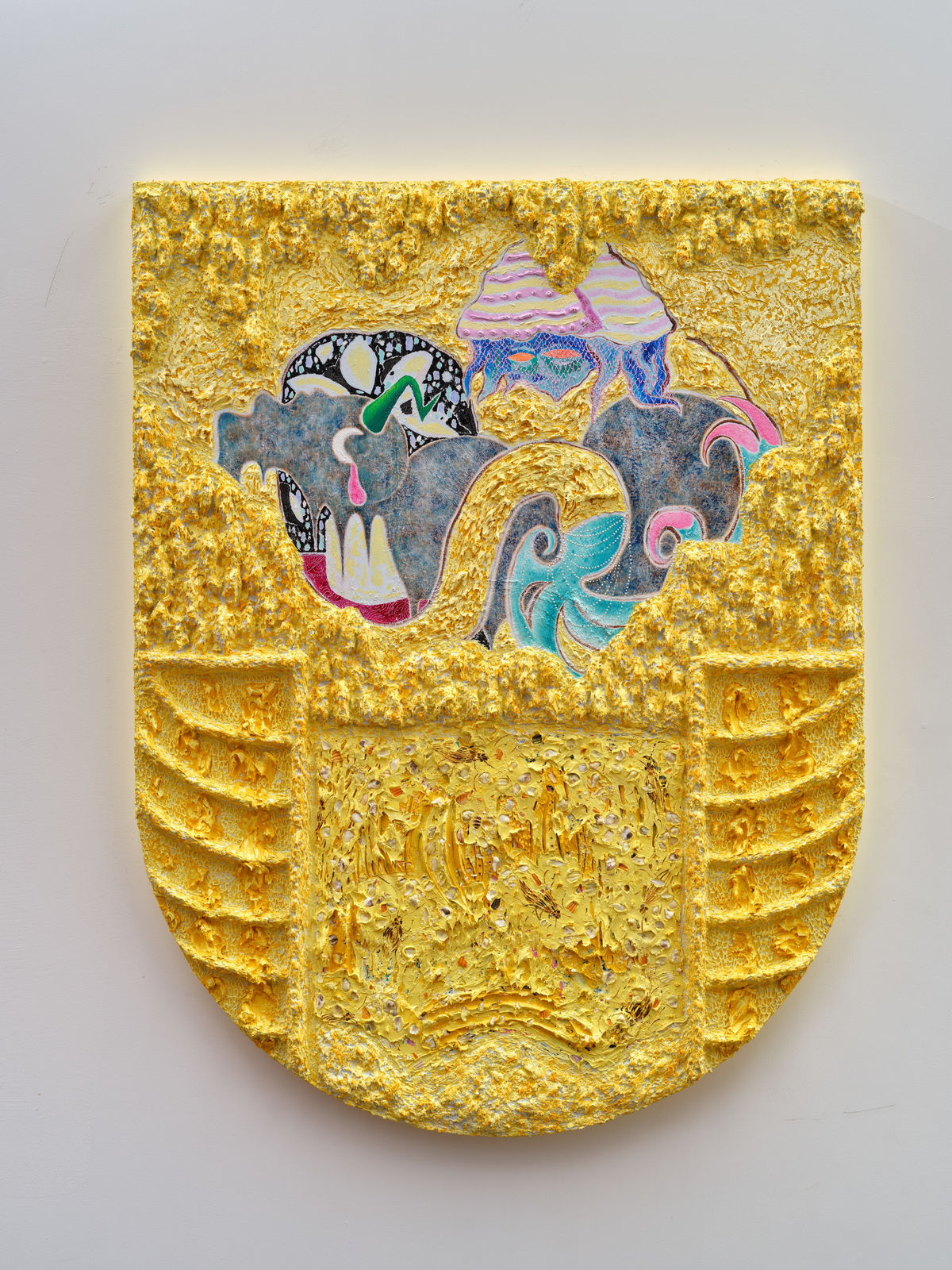 Wenjue 文爵, A gift from afar, Hephaestus Giggles(or Supercalifragilisticexpialidocious) 來自遠方的禮物，赫菲斯托斯的神秘微 笑(或者又可以從三個定義兩個維度以及六個規 劃來全方位孕育出擁抱超級超越極致奢華無敵霹靂閃電庫魯魯瓊斯阿布拉比 特光輝燦爛無限循環旋風螺旋递進式樂觀主義) , 2022