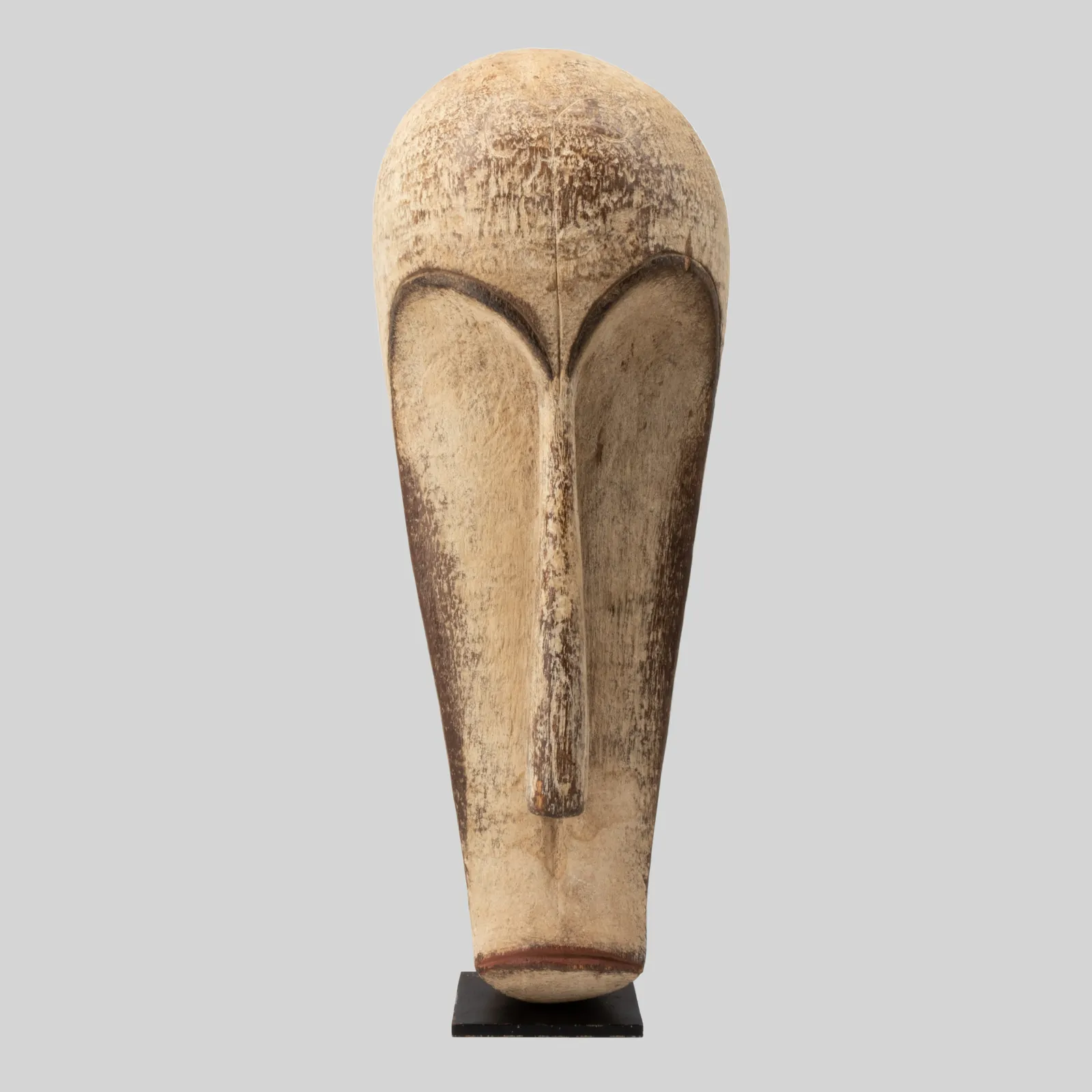 Fang Ngil Mask, AD 1930 - AD 1950