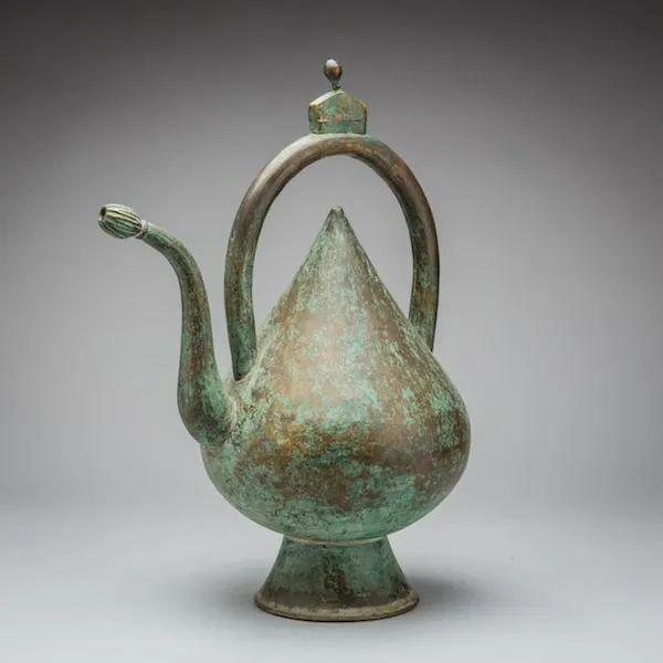 Large pear-shaped bronze Indian ewer, 17th Century CE - 19th Century CE