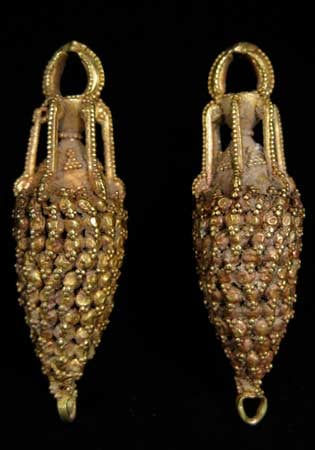 Pair of Parthian Gold Earrings, 1st Century CE - 2nd Century CE