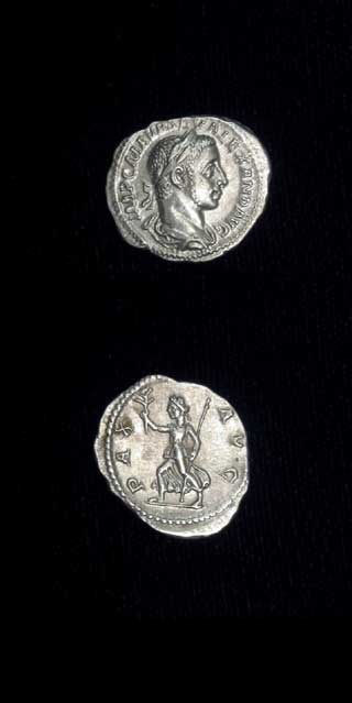 Silver Denarius of Emperor Severus Alexander, 222 CE - 228 CE