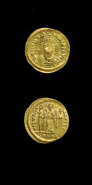 Byzantine Gold Solidus of Emperor Maurice Tiberius, 582 CE - 602 CE