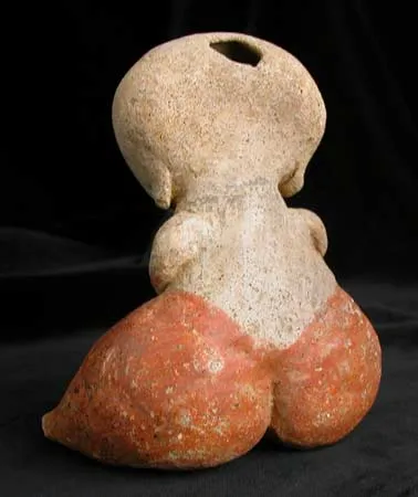 Chinesco Style (Type C) Nayarit Terracotta Sculpture of a Seated Mother with Child, 300 BCE - 300 CE