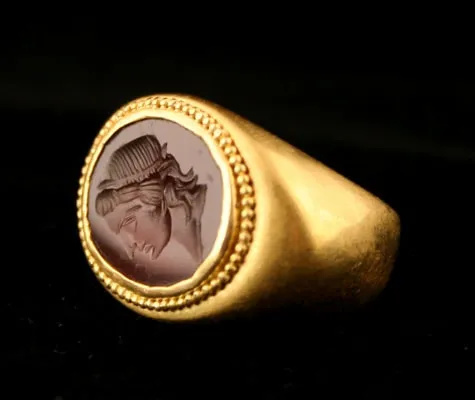 Gold Ring Featuring a Roman Intaglio Depicting the Bust of an Emperor, 100 CE - 300 CE