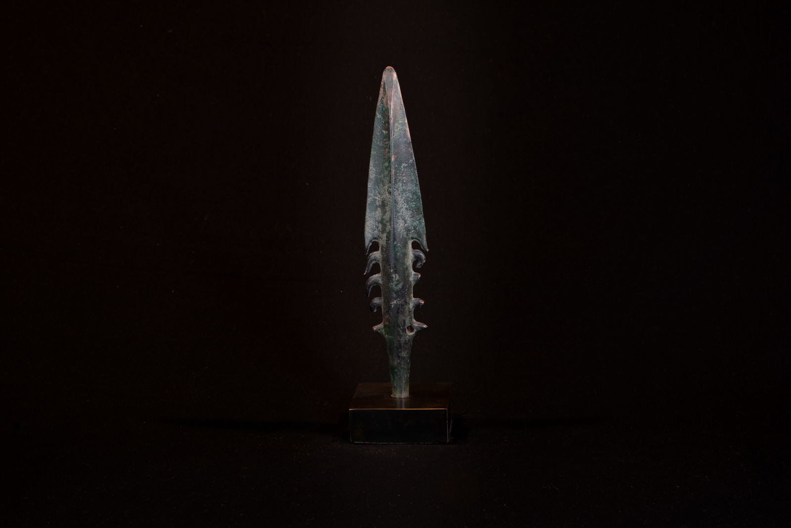 Indus Valley javelin head, 2700 - 2300 BC