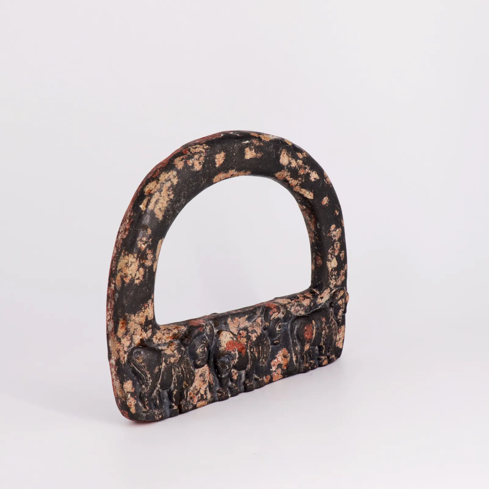 Bactrian ‘Handle-Weight (Handbag)’ Depicting Water Buffalo, 3200 BCE - 2400 BCE