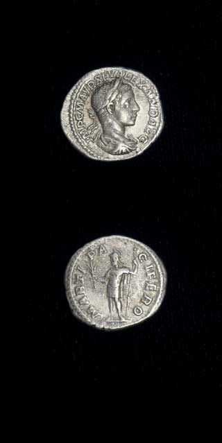 Silver Denarius of Emperor Severus Alexander, 222 CE - 228 CE