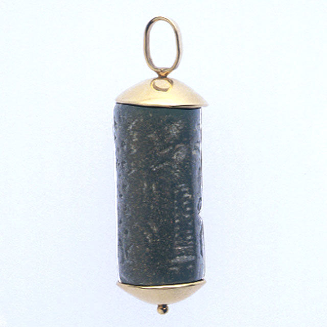 Gold Pendant Featuring a Black Diorite Cylinder Seal, 1900 BCE - 1300 BCE