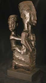Kuba Wooden Sculpture of a Mother and Child, 19th Century CE - 20th Century CE