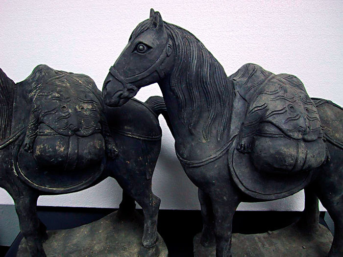 17 Piece Yuan Dynasty Black Pottery Set, 1260 CE - 1368 CE