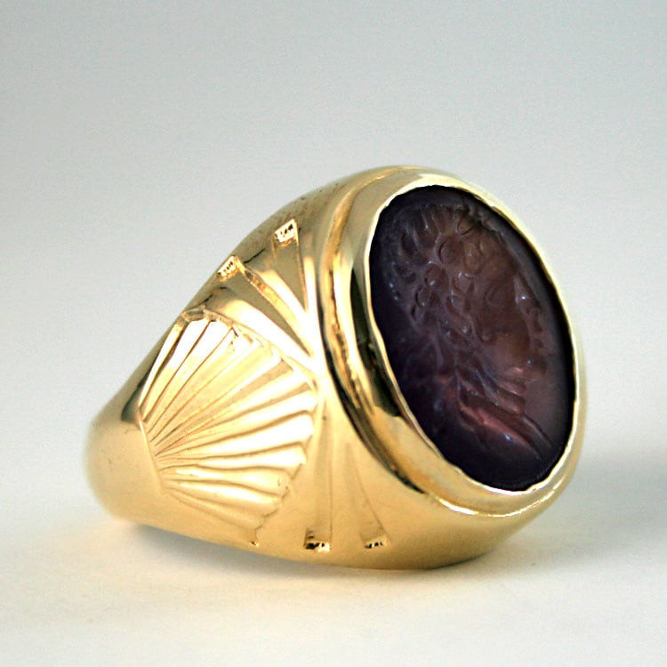 Gold Ring Featuring a Roman Amethyst Intaglio Depicting the Bust of an Emperor, 100 CE - 300 CE