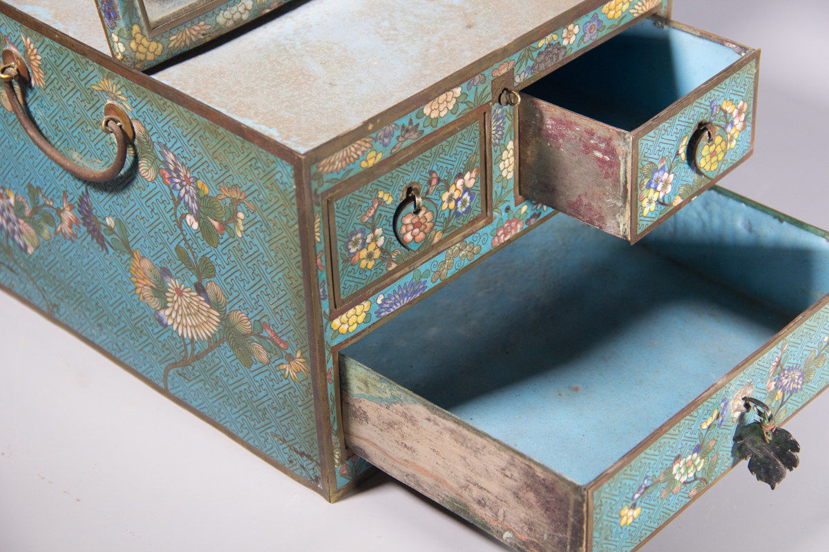 Ming Dynasty Cloisonné Jewellery Box with Mirror, 1368 CE - 1644 CE