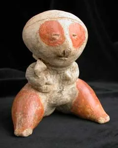 Chinesco Style (Type C) Nayarit Terracotta Sculpture of a Seated Mother with Child, 300 BCE - 300 CE