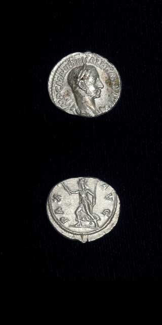 Silver Denarius of Emperor Severus Alexander, 222 CE - 228 CE