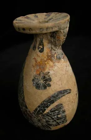 Corinthian Alabastron Decorated with Two Roosters, 600 BCE - 400 CE