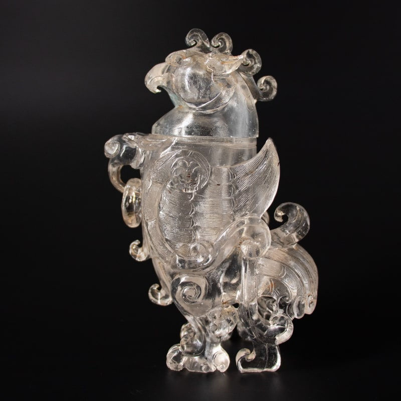 Clear Chinese glass vase with cover in the shape of a phoenix, 1644-1912