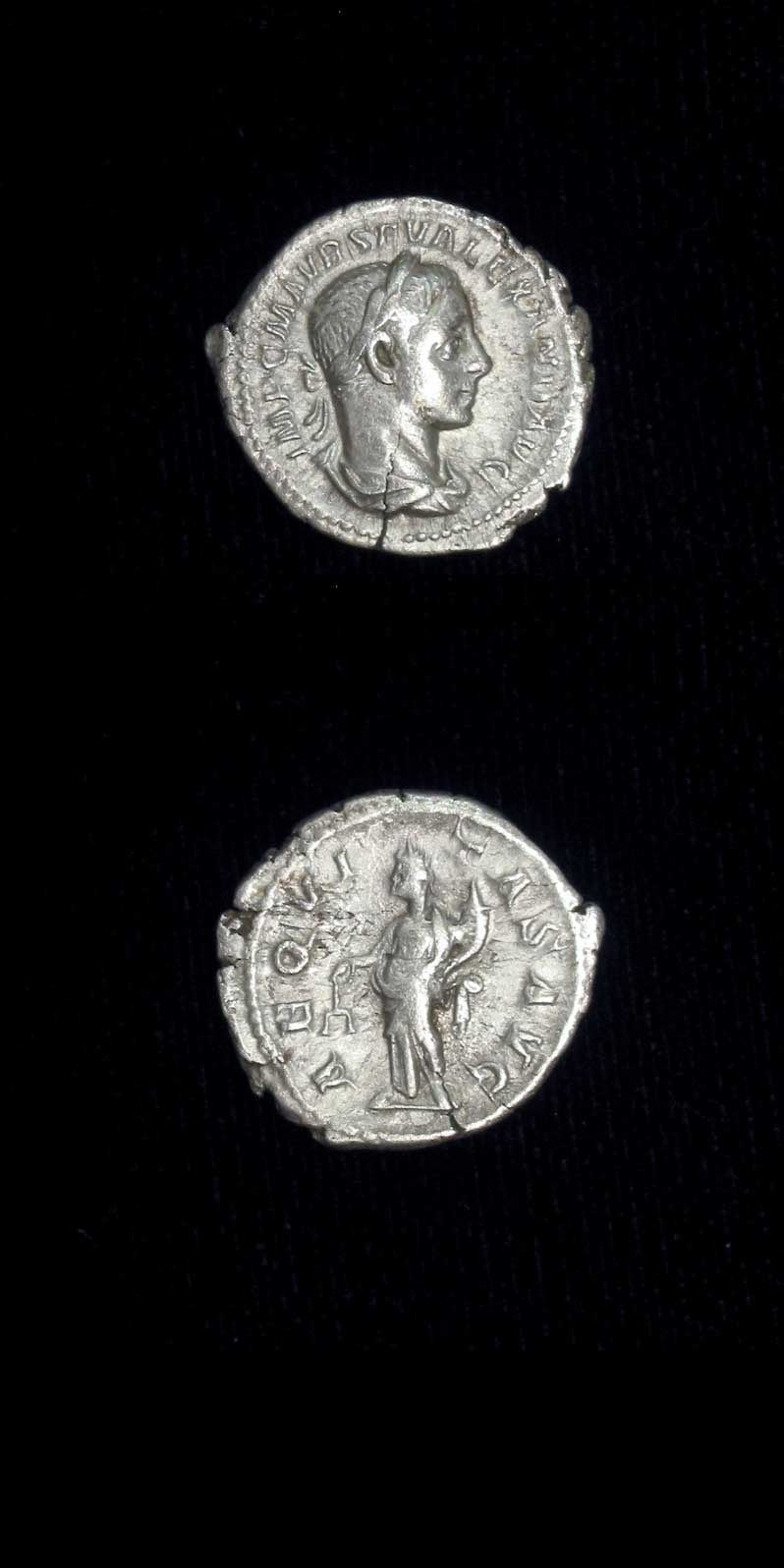 Silver Denarius of Emperor Severus Alexander, 222 CE - 228 CE