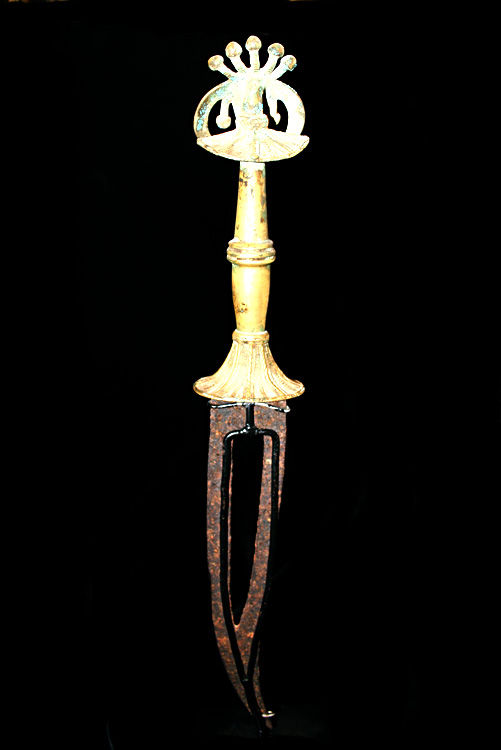 Senufu Bronze Ceremonial Dagger, 1850 CE - 1920 CE