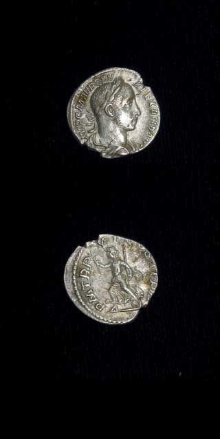 Silver Denarius of Emperor Severus Alexander, 222 CE - 228 CE