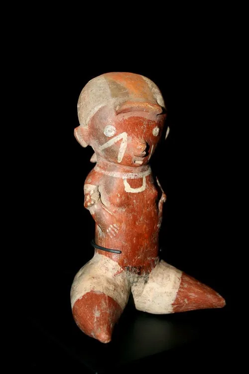 Chinesco Style (Type C) Nayarit Terracotta Sculpture of a Seated Woman, 300 BCE - 300 CE