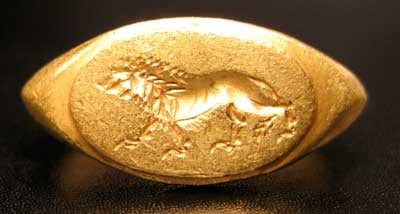 Gold Seal Ring with Zoomorphic Motif, 17th Century CE - 19th Century CE