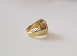 Roman Banded Agate Intaglio Perseus with the Head of Medusa, 1st Century CE - 3rd Century CE