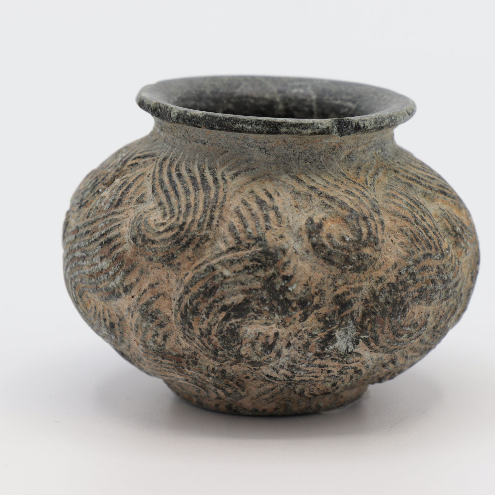 Globular chlorite vessel in the Intercultural Style, 3000 BCE - 2000 BCE