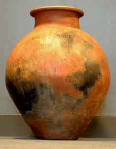 Urartian Clay vase, 7 Century BCE