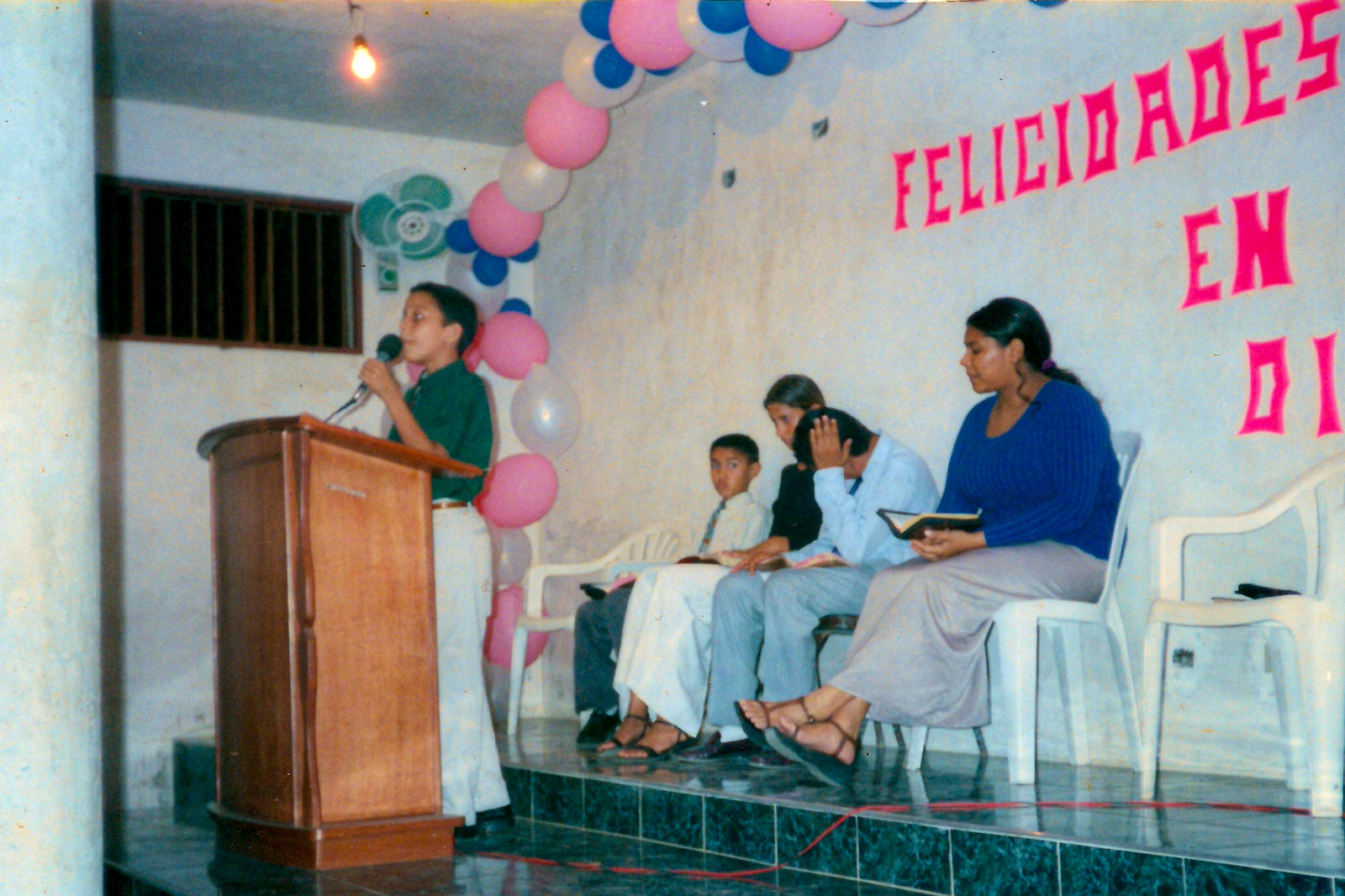 Cristian Hernández Fortune, Elías en el púlpito de la Iglesia Pentecostal Unida, Circa 2000