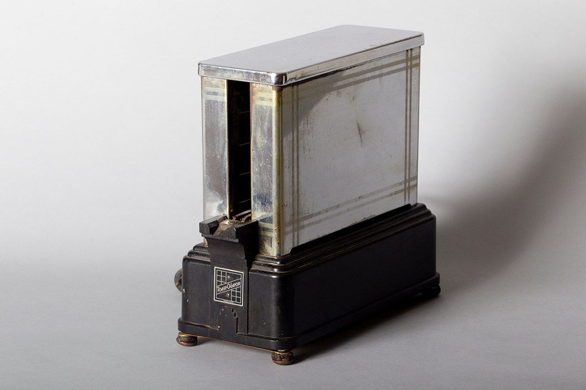 Toasters, TOAST-O-LATOR