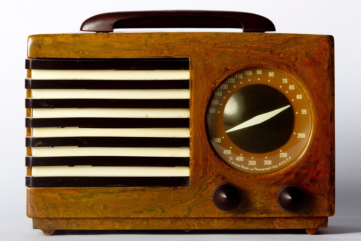 Catalin Radio, Emerson 400 Patriot, 1940