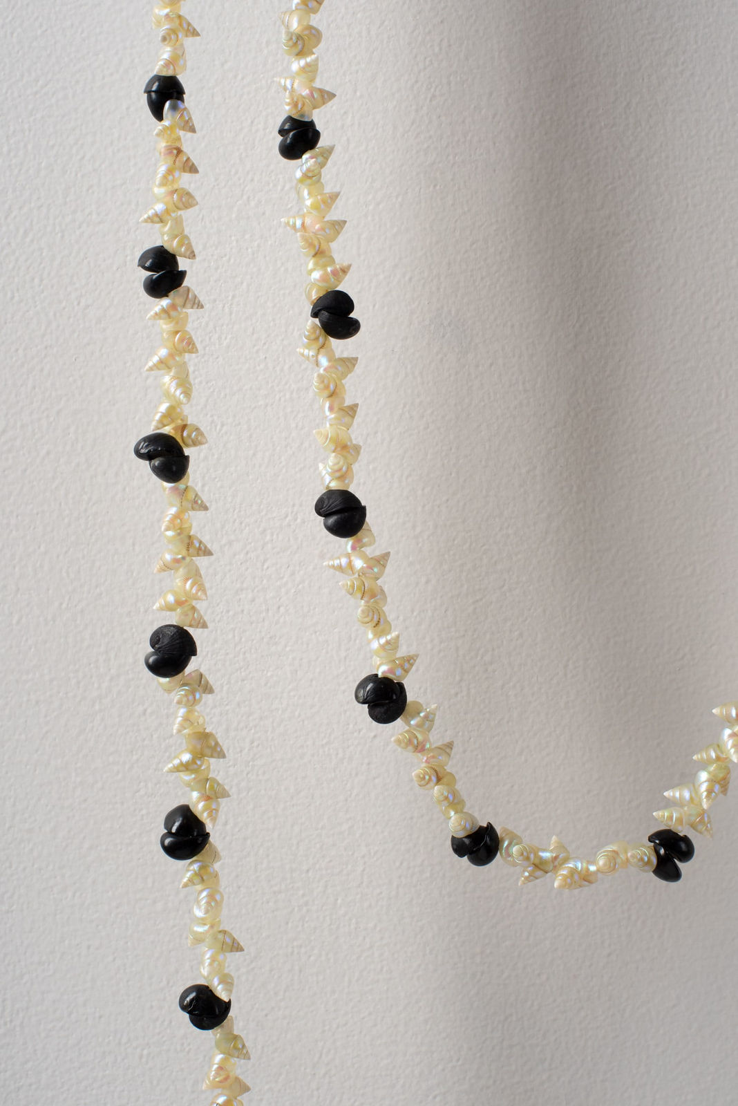 Vanessa Greeno, Pakana necklace - pulana tayaritja, 2025