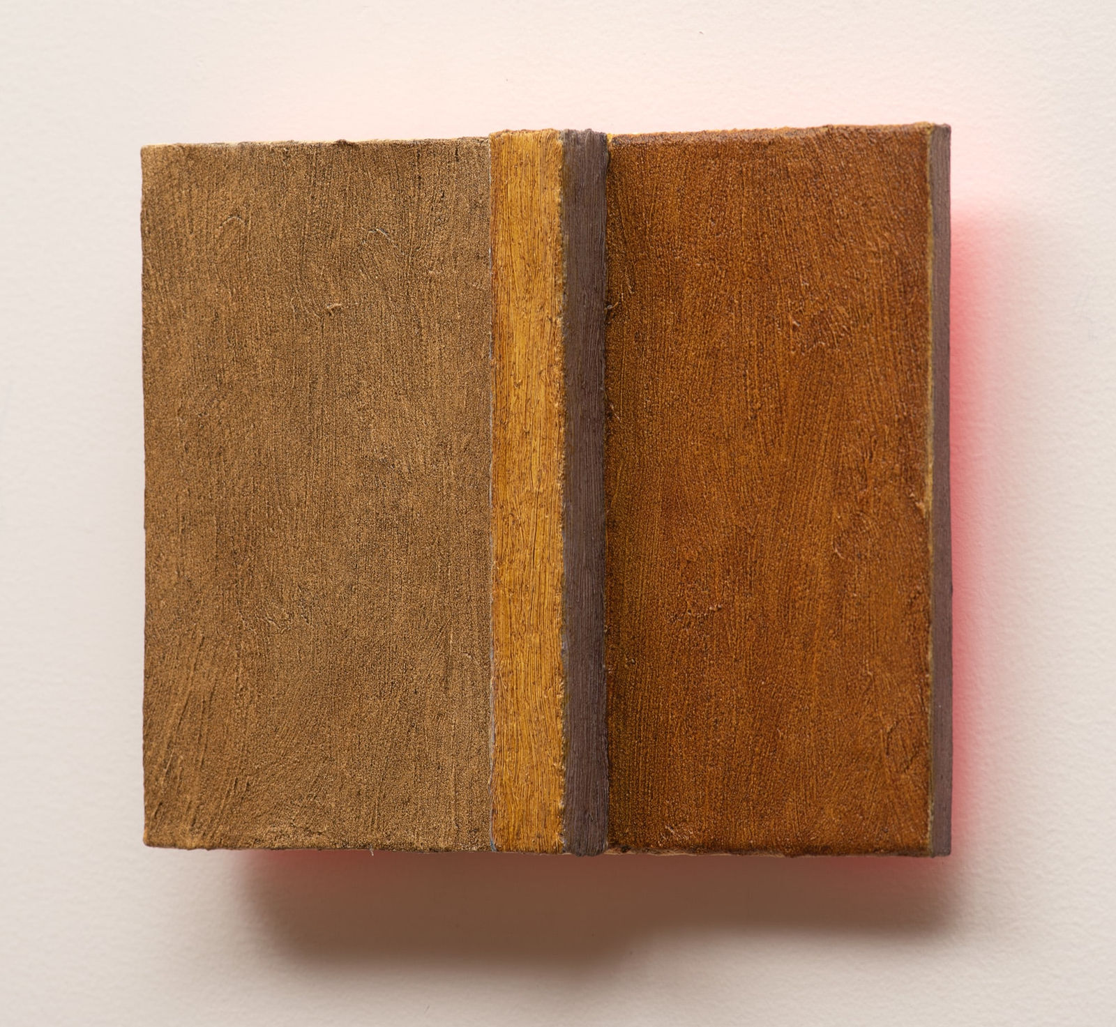 Tim Burns, Harmony in brown, 2022